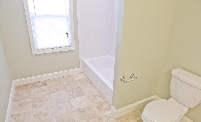 4 bed, 1 bath apartment for rent at 17 Imrie Unit 1, Allston — photo 10 of 11