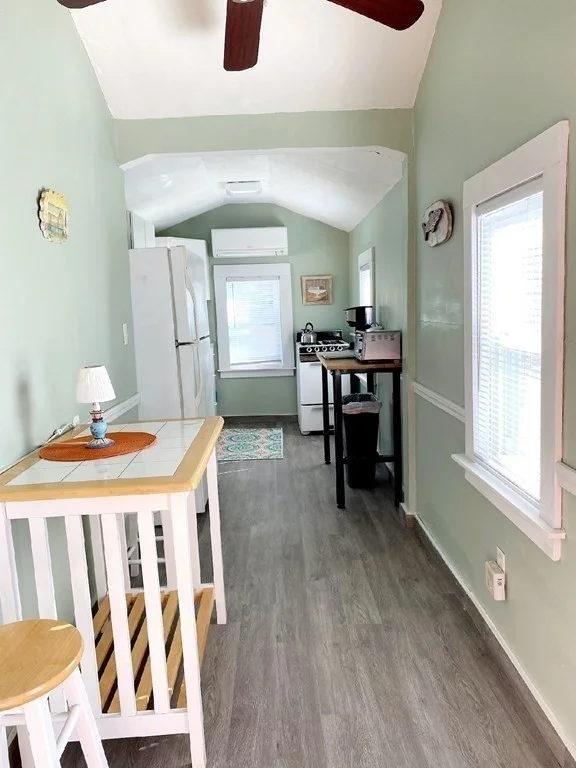 2 bed, 1 bath apartment for rent at 17 Independence Way West Unit 1, Newbury — photo 9 of 16