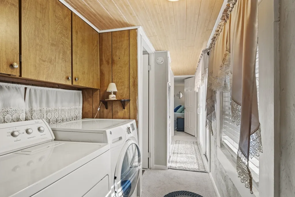 1 bed, 1 bath apartment for rent at 17 Irene Ave Unit 17, Webster — photo 10 of 21