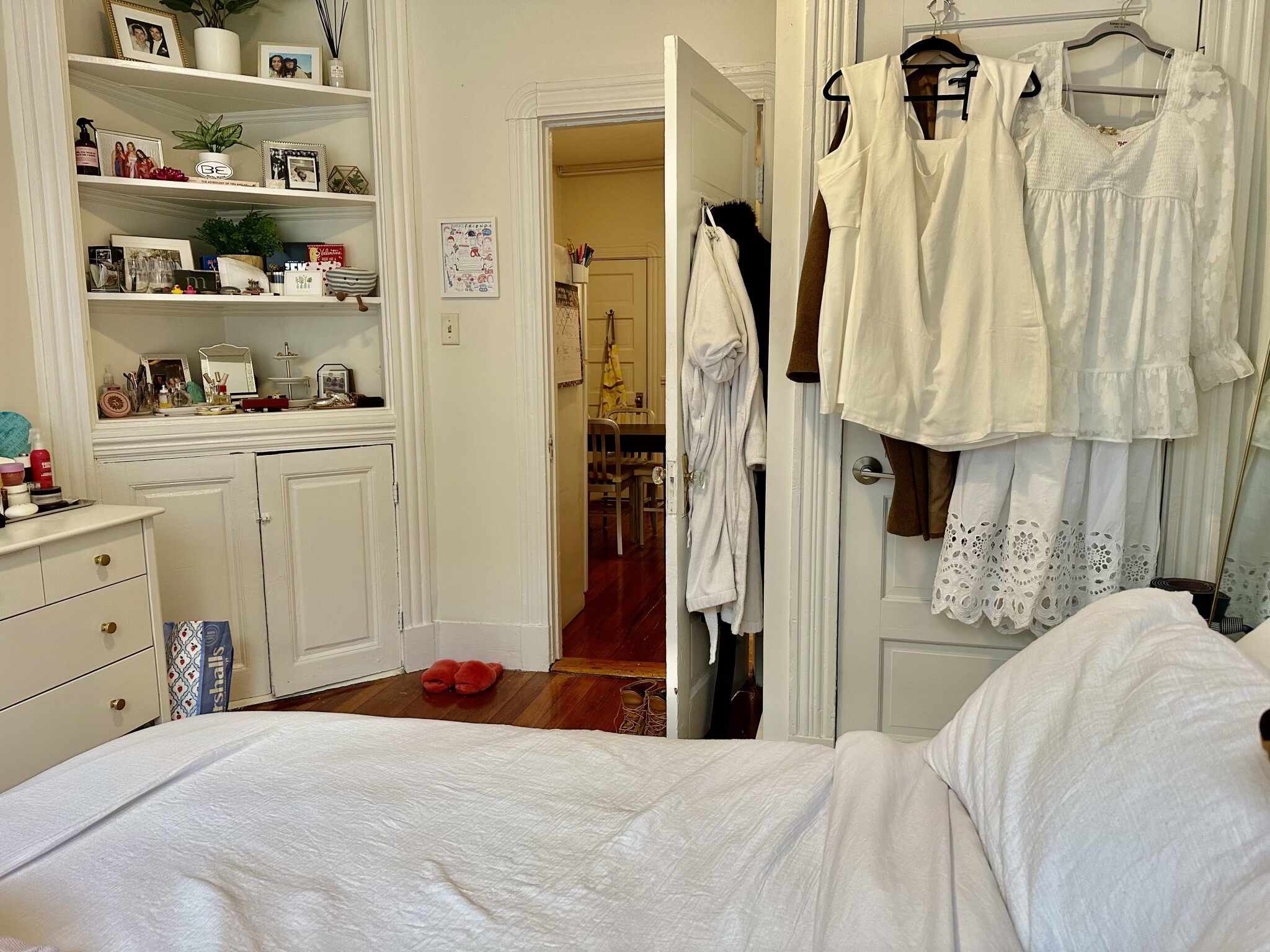3 bed, 1 bath apartment for rent at 17 Irving St Unit 5, Beacon Hill — photo 16 of 26