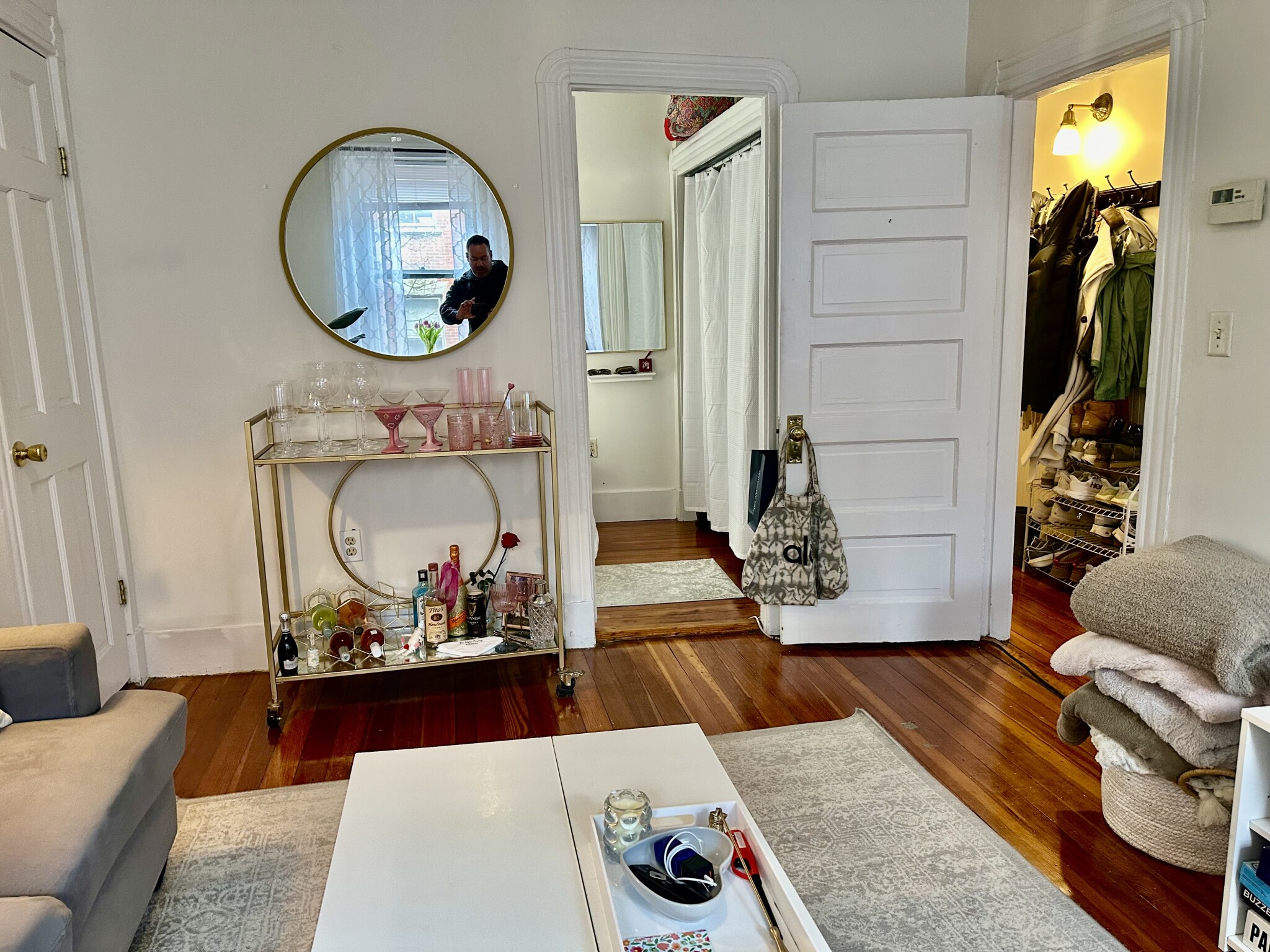 3 bed, 1 bath apartment for rent at 17 Irving St Unit 5, Beacon Hill