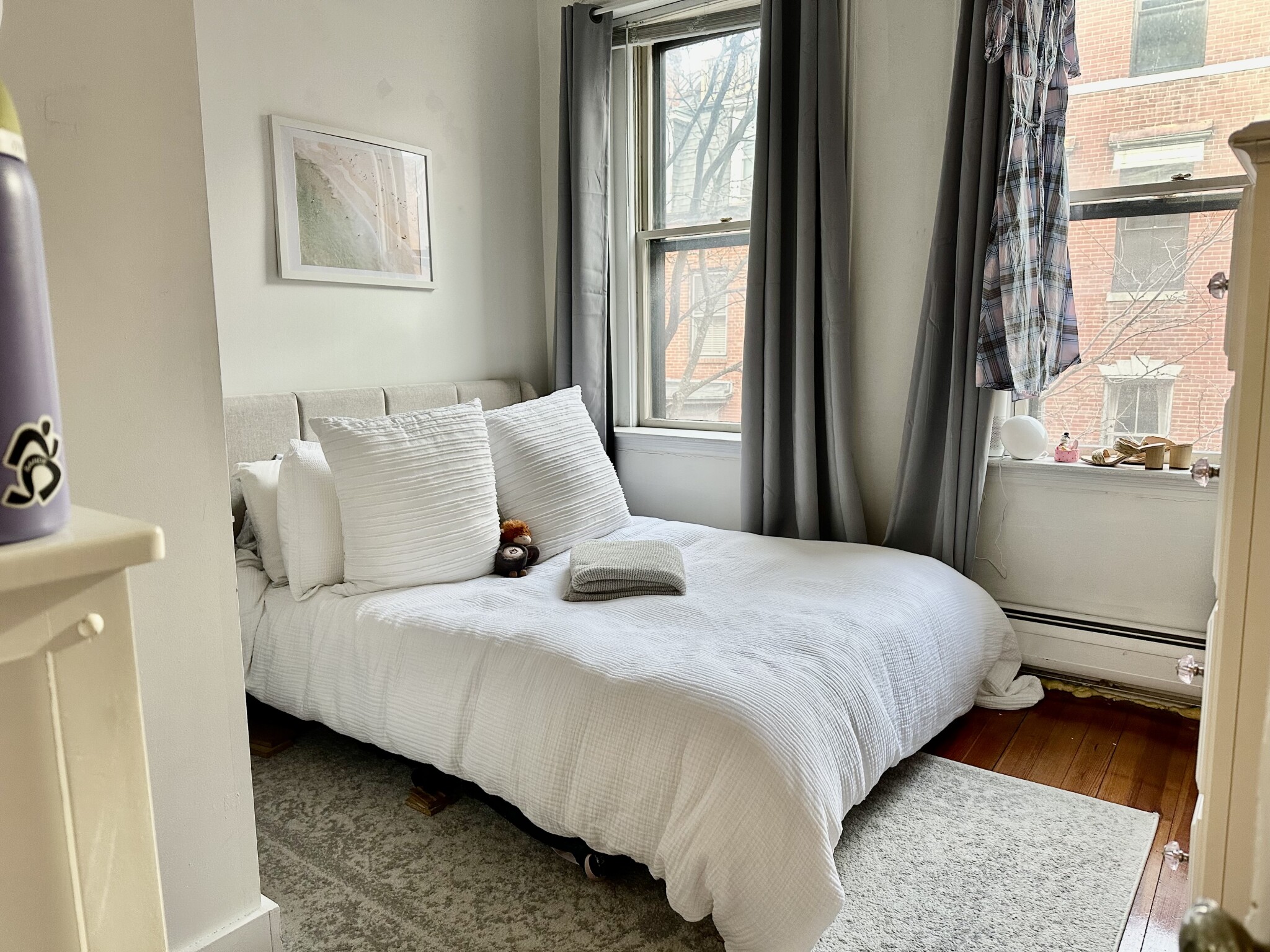 3 bed, 1 bath apartment for rent at 17 Irving St Unit 9, Beacon Hill — photo 2 of 22