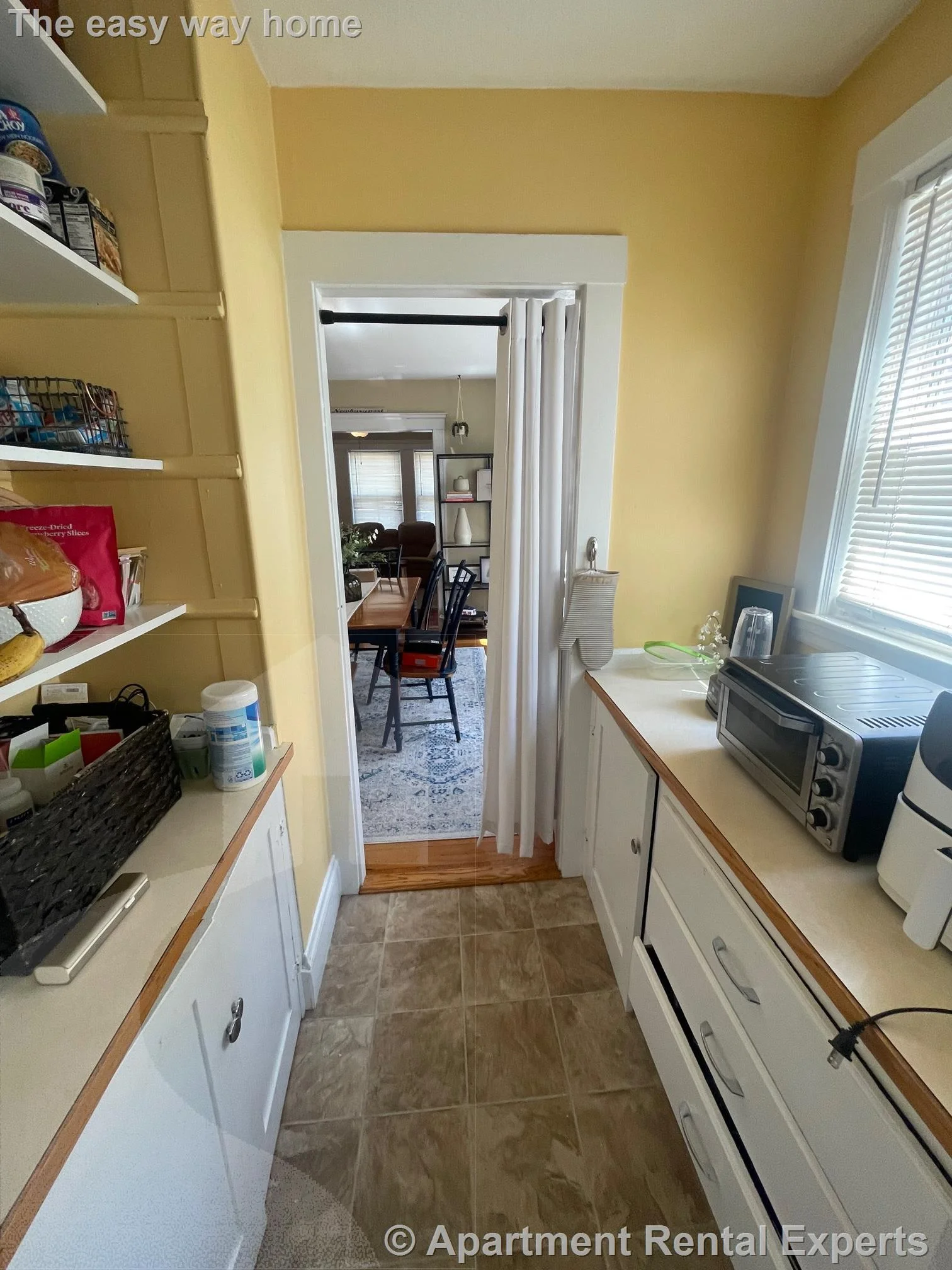 2 bed, 1 bath apartment for rent at 17 Irvington Rd, Tufts — photo 10 of 19
