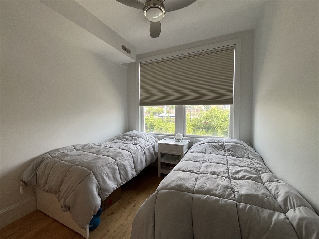 3 bed, 2 bath apartment for rent at 17 Ivaloo St Unit 6, Ward Two — photo 5 of 9