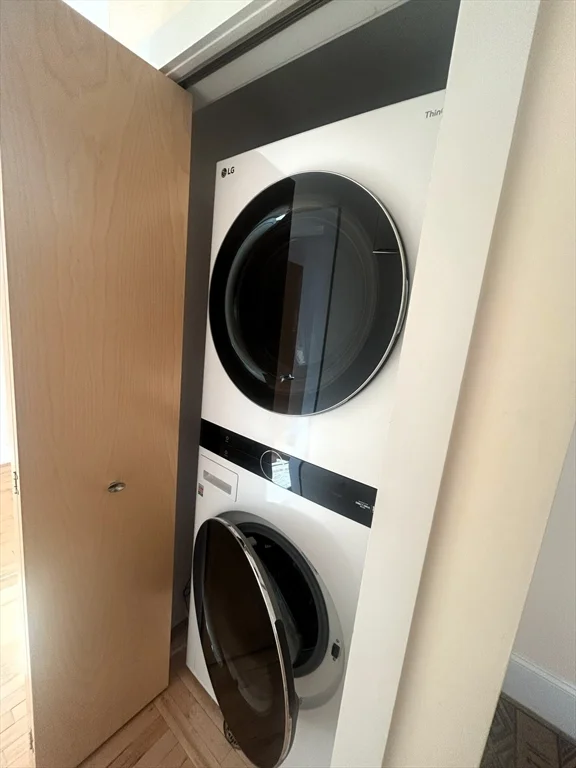 2 bed, 1 bath apartment for rent at 17 Ivaloo St Unit 9, Ward Two — photo 10 of 11