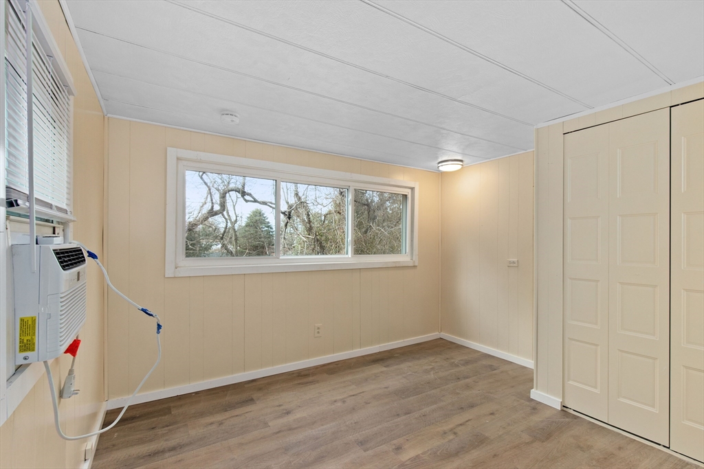 2 bed, 1 bath apartment for rent at 17 Jake Ln Unit 0, Acushnet — photo 6 of 8