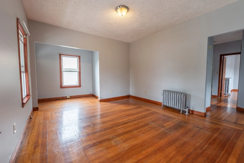 4 bed, 1 bath apartment for rent at 17 Jefferson St Unit 2, Attleboro — photo 13 of 30