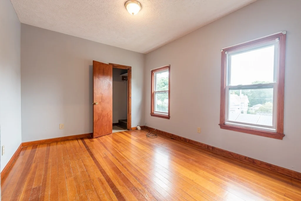 4 bed, 1 bath apartment for rent at 17 Jefferson St Unit 2, Attleboro — photo 26 of 30