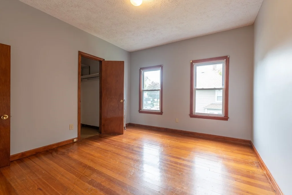 4 bed, 1 bath apartment for rent at 17 Jefferson St Unit 2, Attleboro — photo 23 of 30