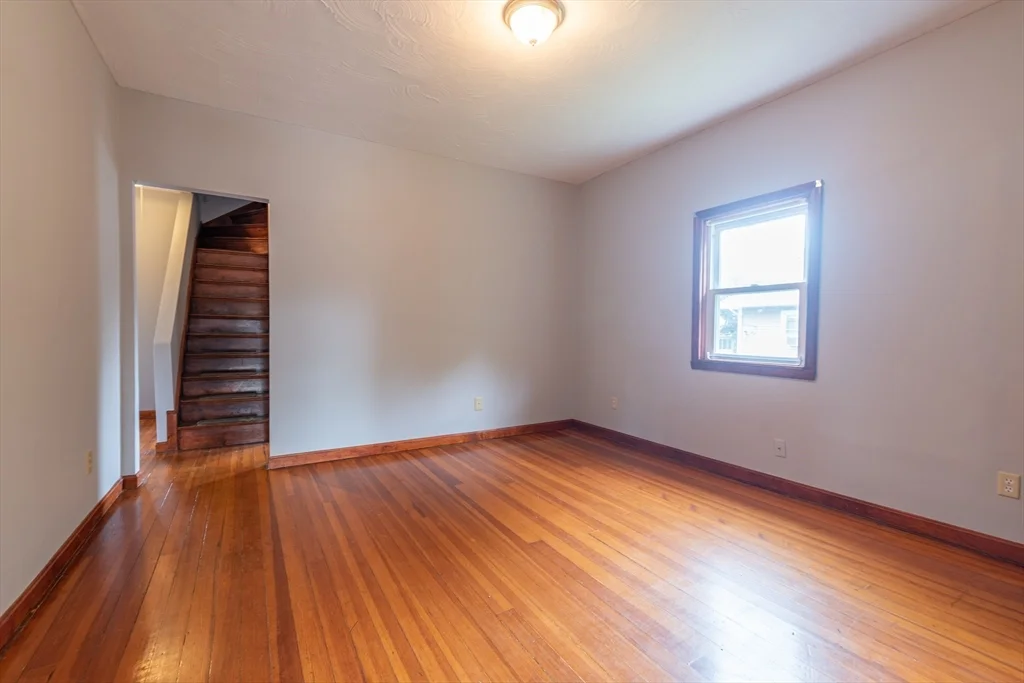 4 bed, 1 bath apartment for rent at 17 Jefferson St Unit 2, Attleboro — photo 24 of 30