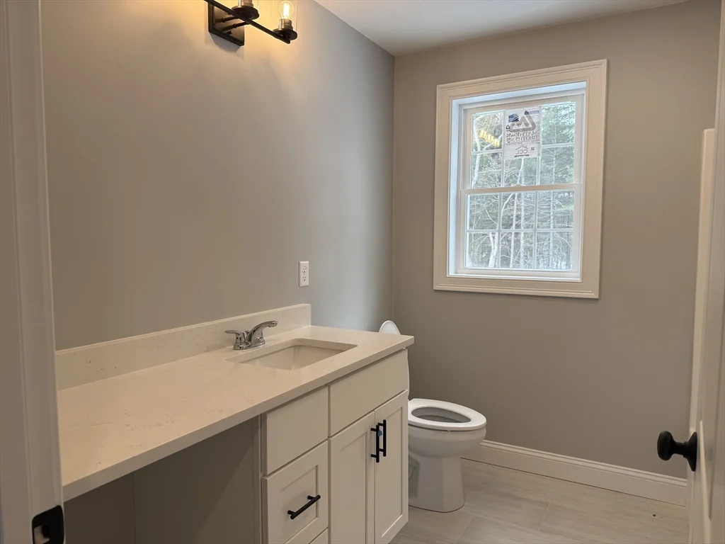 4 bed, 2 bath apartment for rent at 17 Kashmir's Way Unit 17, Middleboro — photo 29 of 35