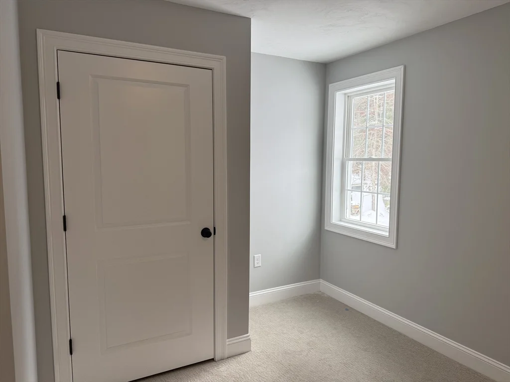 4 bed, 2 bath apartment for rent at 17 Kashmir's Way Unit 17, Middleboro — photo 34 of 35