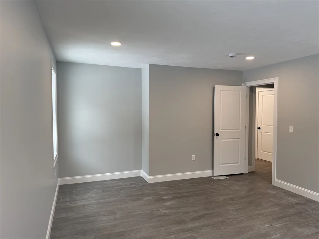 4 bed, 2 bath apartment for rent at 17 Kashmir's Way Unit 17, Middleboro — photo 18 of 35