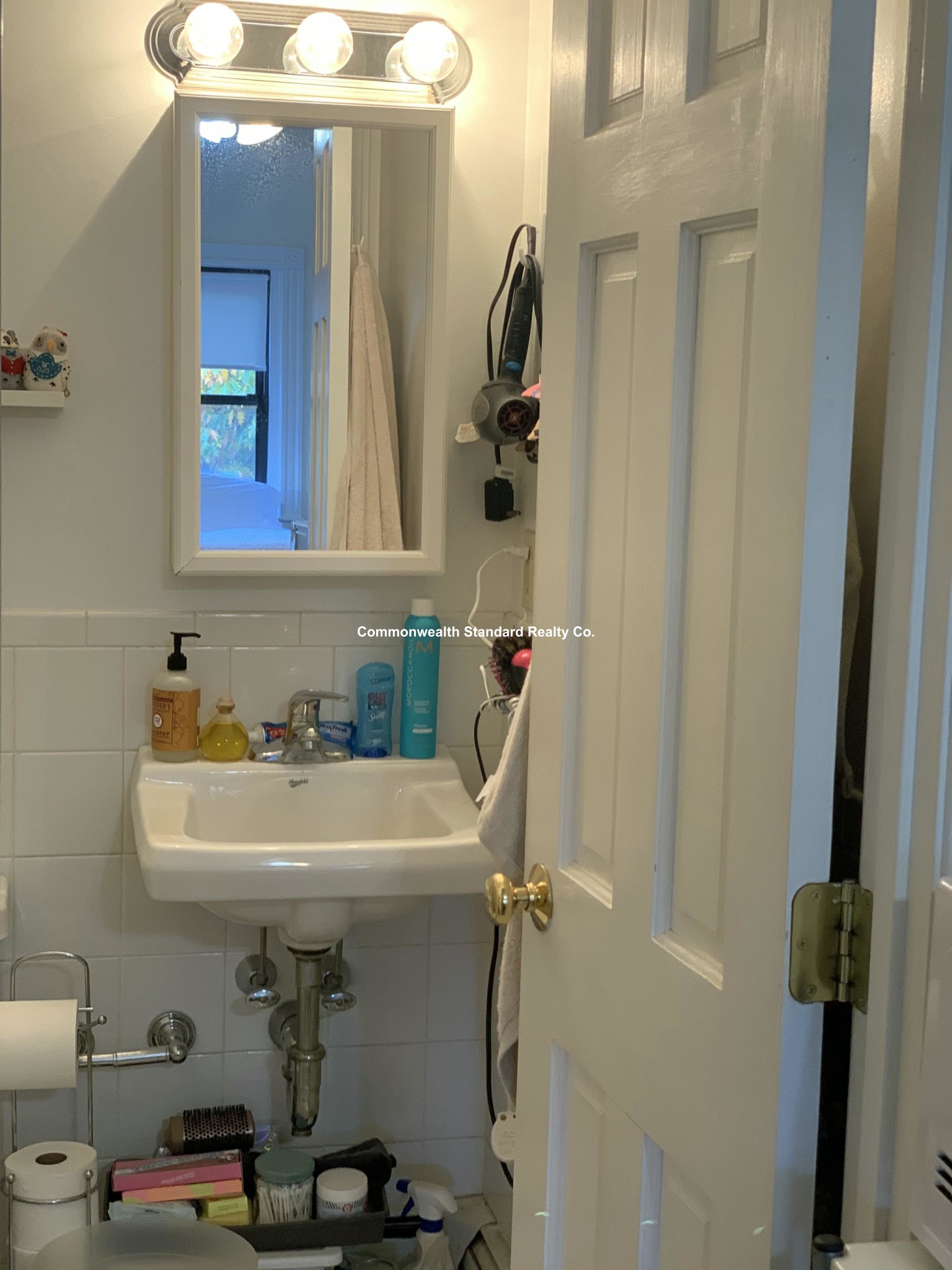 1 bed, 1 bath apartment for rent at 17 Keswick St Unit 9, Fenway — photo 5 of 12