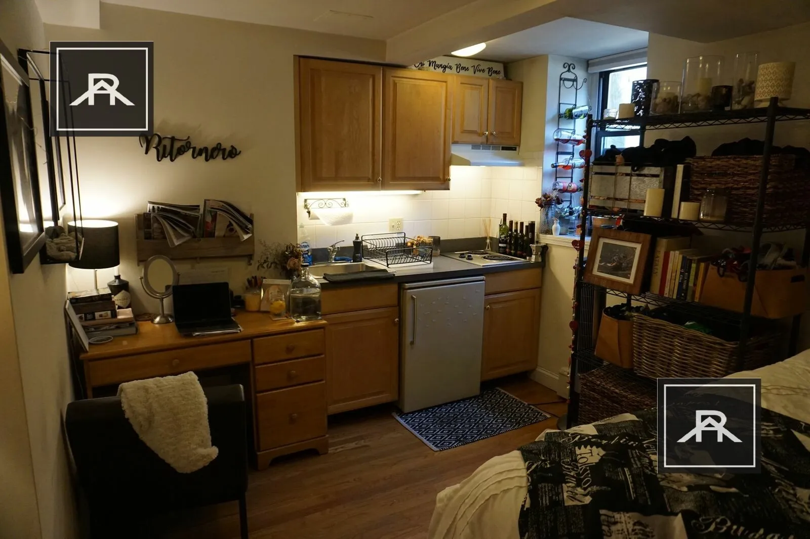 Studio bed, 1 bath apartment for rent at 17 Keswick St Unit B1, Fenway