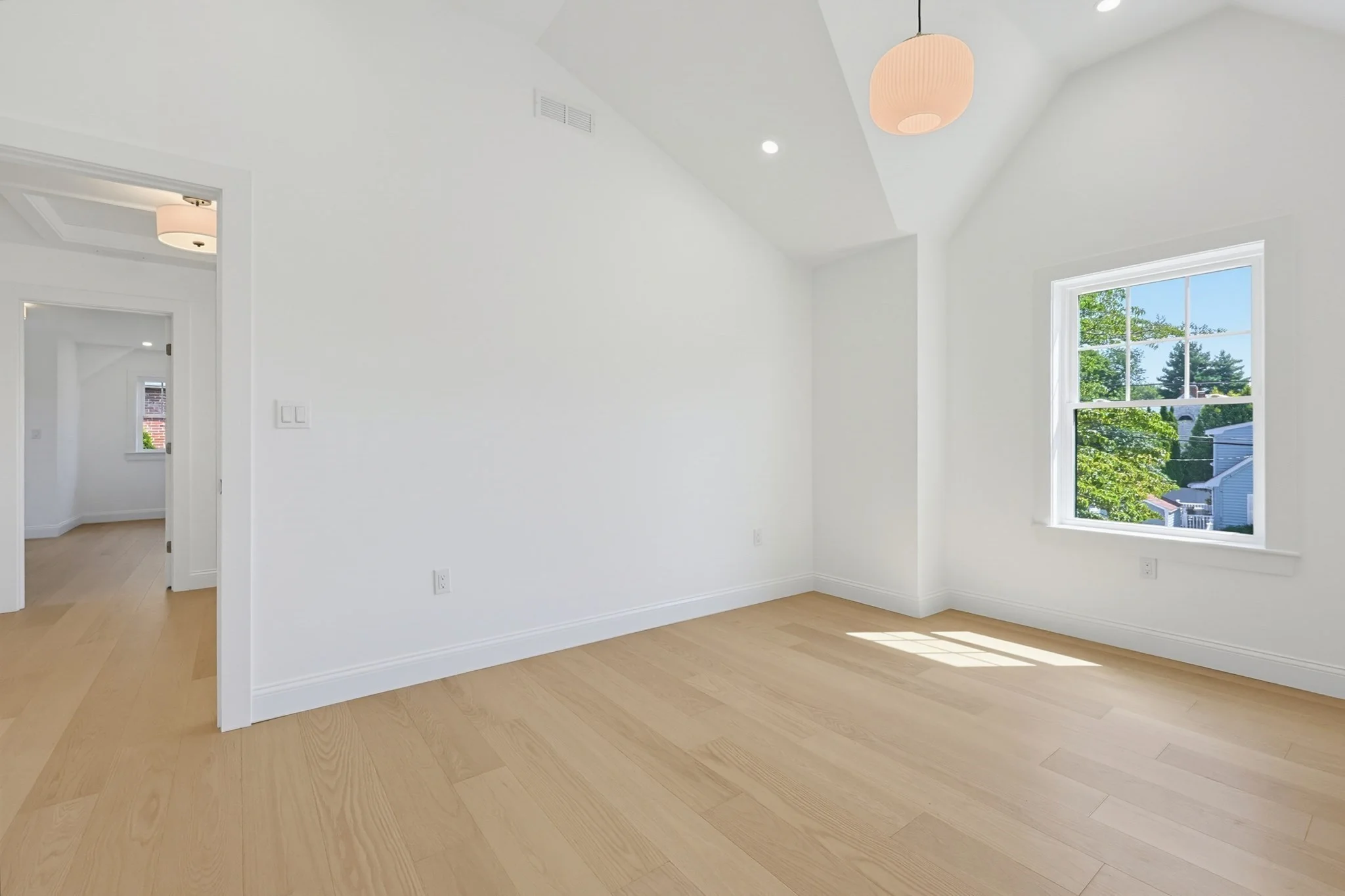 4 bed, 3 bath apartment for rent at 17 Kilburn Rd, West Newton — photo 10 of 22