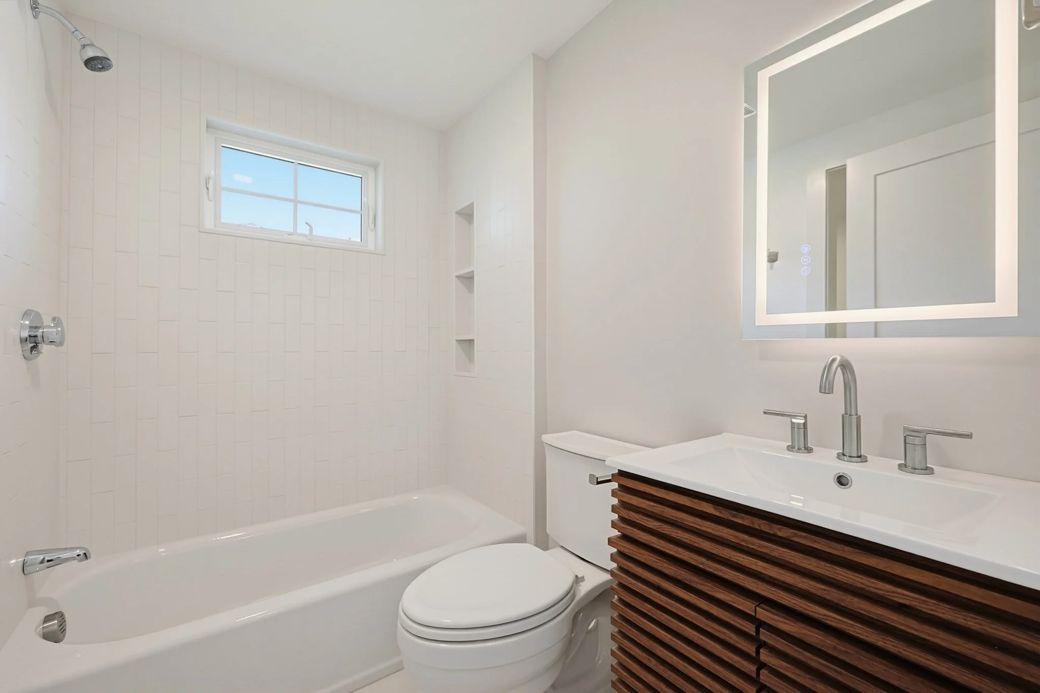 4 bed, 3 bath apartment for rent at 17 Kilburn Rd, West Newton — photo 6 of 22