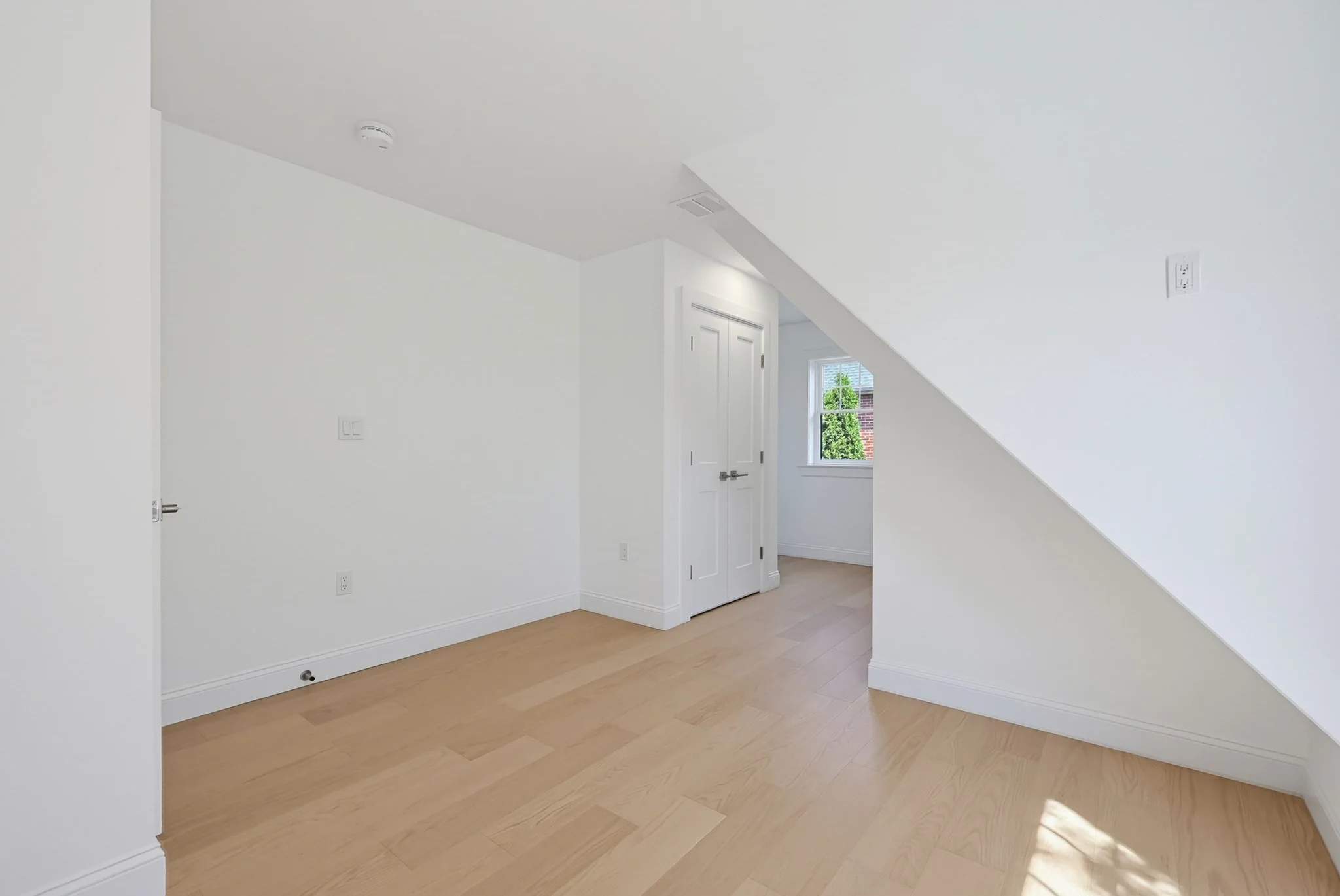 4 bed, 3 bath apartment for rent at 17 Kilburn Rd, West Newton — photo 15 of 22