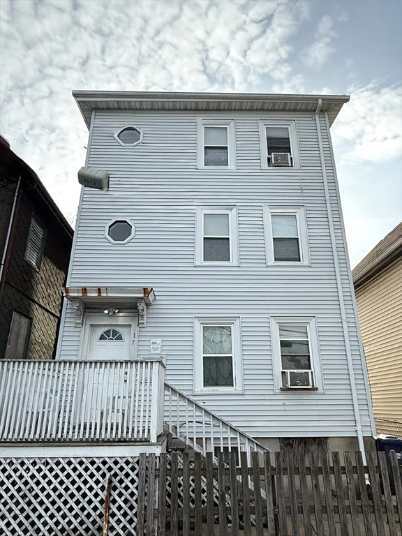 1 bed, 1 bath apartment for rent at 17 Kimball St Unit 2, Dorchester