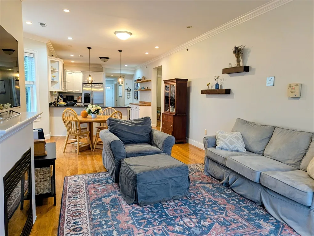 3 bed, 2 bath apartment for rent at 17 Lafield St Unit 1, Dorchester — photo 13 of 19