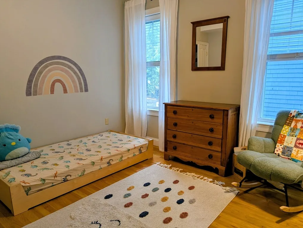 3 bed, 2 bath apartment for rent at 17 Lafield St Unit 1, Dorchester — photo 6 of 19