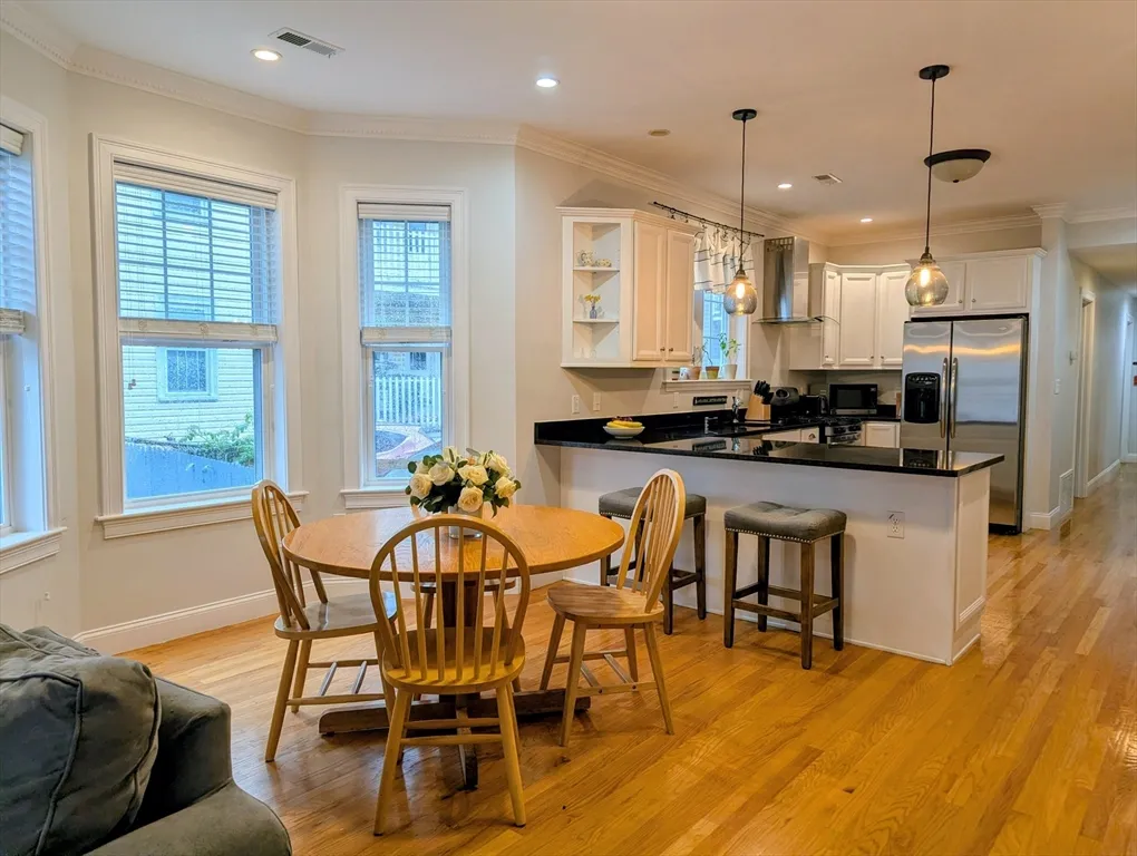 3 bed, 2 bath apartment for rent at 17 Lafield St Unit 1, Dorchester — photo 10 of 19