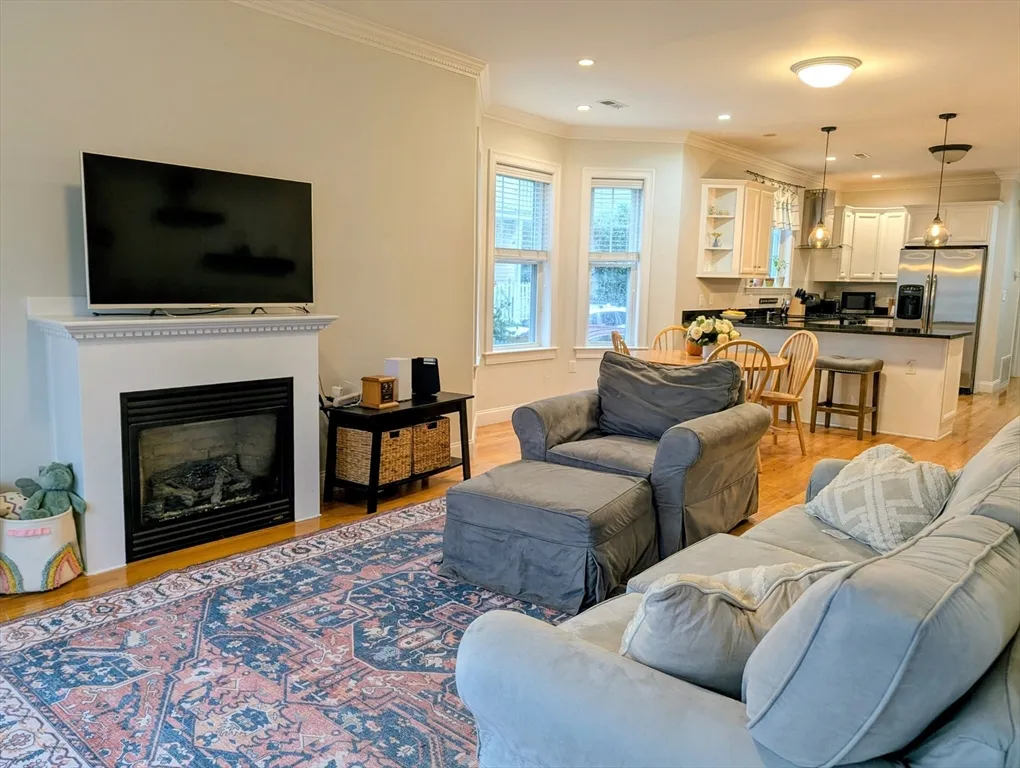 3 bed, 2 bath apartment for rent at 17 Lafield St Unit 1, Dorchester — photo 12 of 19