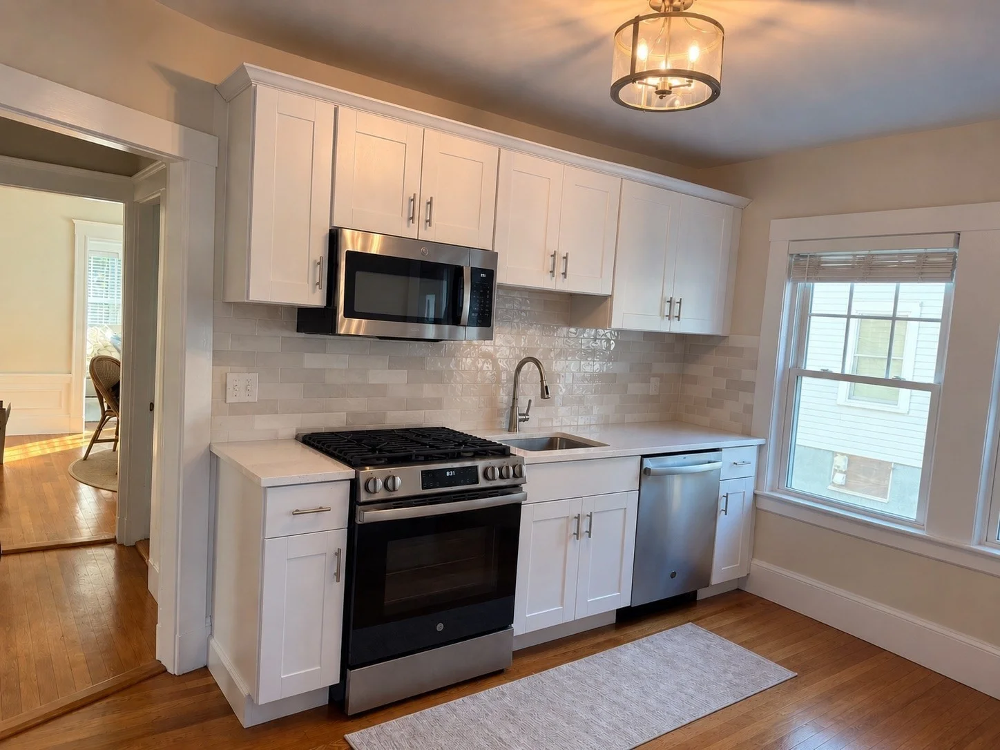 2 bed, 1 bath apartment for rent at 17 Laurel Rd Unit 1, Milton — photo 2 of 15
