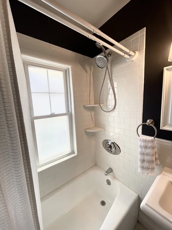 3 bed, 1 bath apartment for rent at 17 Laurel Rd Unit 2, Milton — photo 22 of 33
