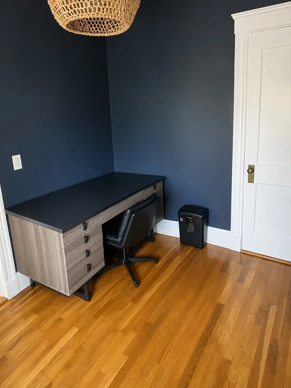 3 bed, 1 bath apartment for rent at 17 Laurel Rd Unit 2, Milton — photo 9 of 33