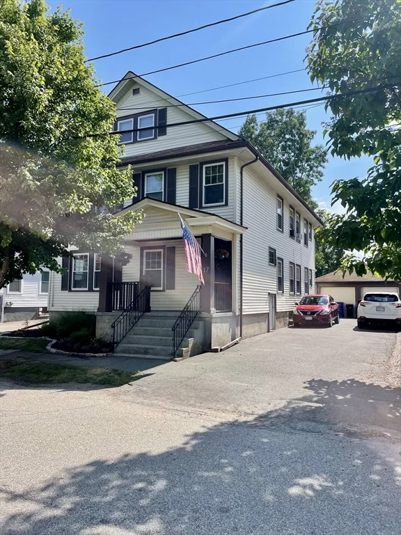 3 bed, 1 bath apartment for rent at 17 Laurel Rd Unit 2, Milton