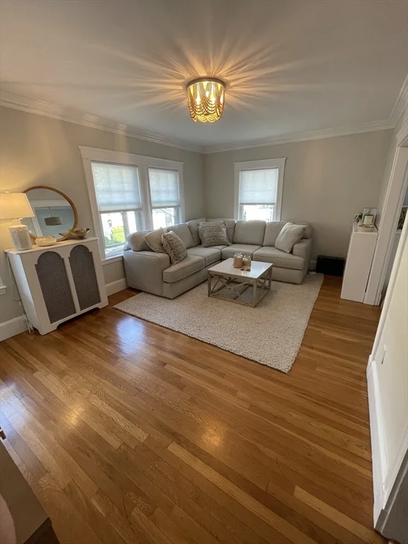 3 bed, 1 bath apartment for rent at 17 Laurel Rd Unit 2, Milton — photo 4 of 33