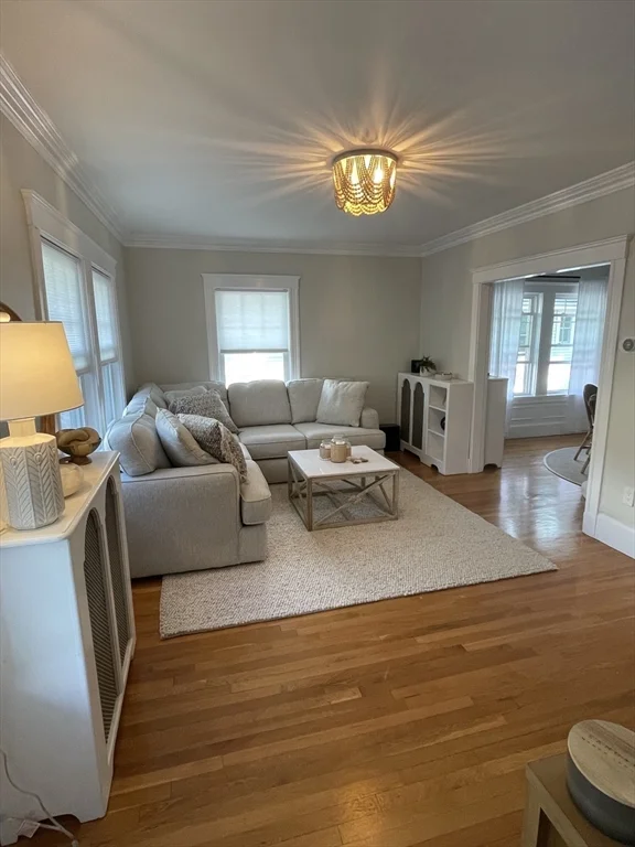 3 bed, 1 bath apartment for rent at 17 Laurel Rd Unit 2, Milton — photo 5 of 33