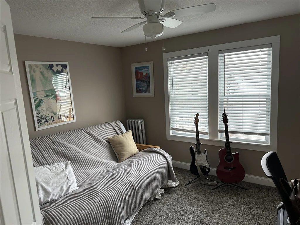 2 bed, 1 bath apartment for rent at 17 Leclair Terr Unit 3rd floor, Chicopee — photo 9 of 11