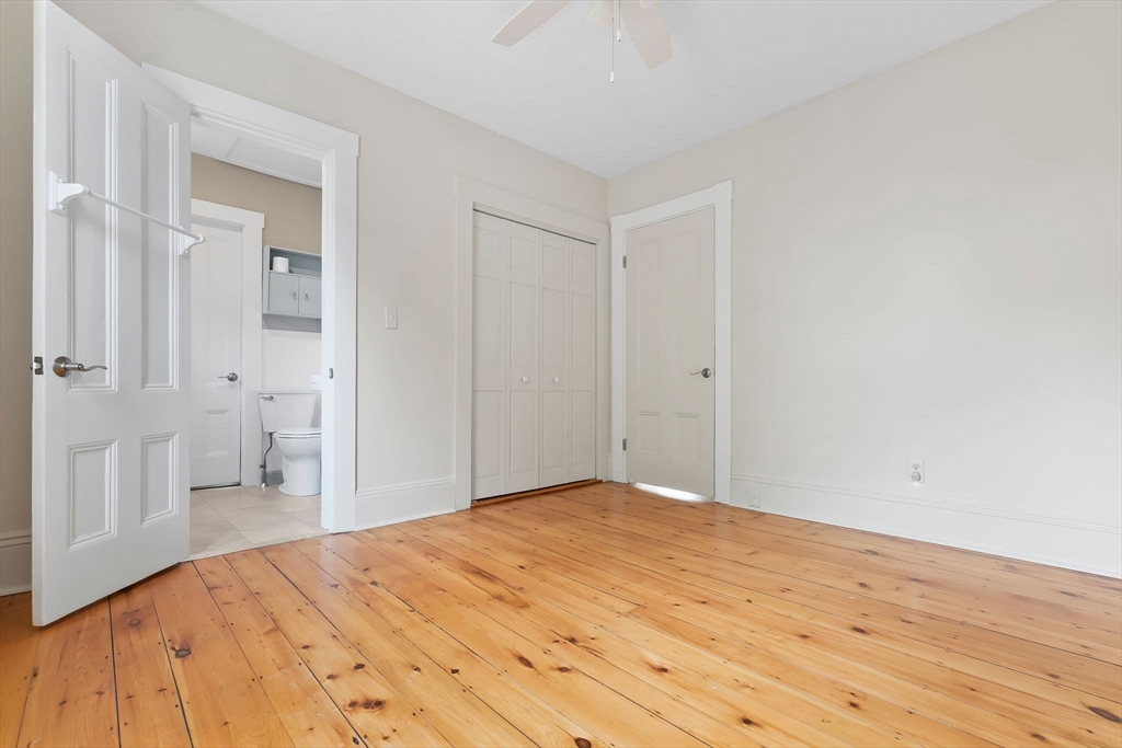 2 bed, 1 bath apartment for rent at 17 Lothrop St Unit 1, Beverly Cove — photo 12 of 22