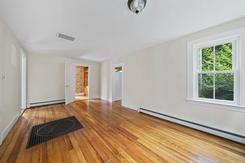 2 bed, 2 bath apartment for rent at 17 Lovers Ln, Duxbury — photo 7 of 42