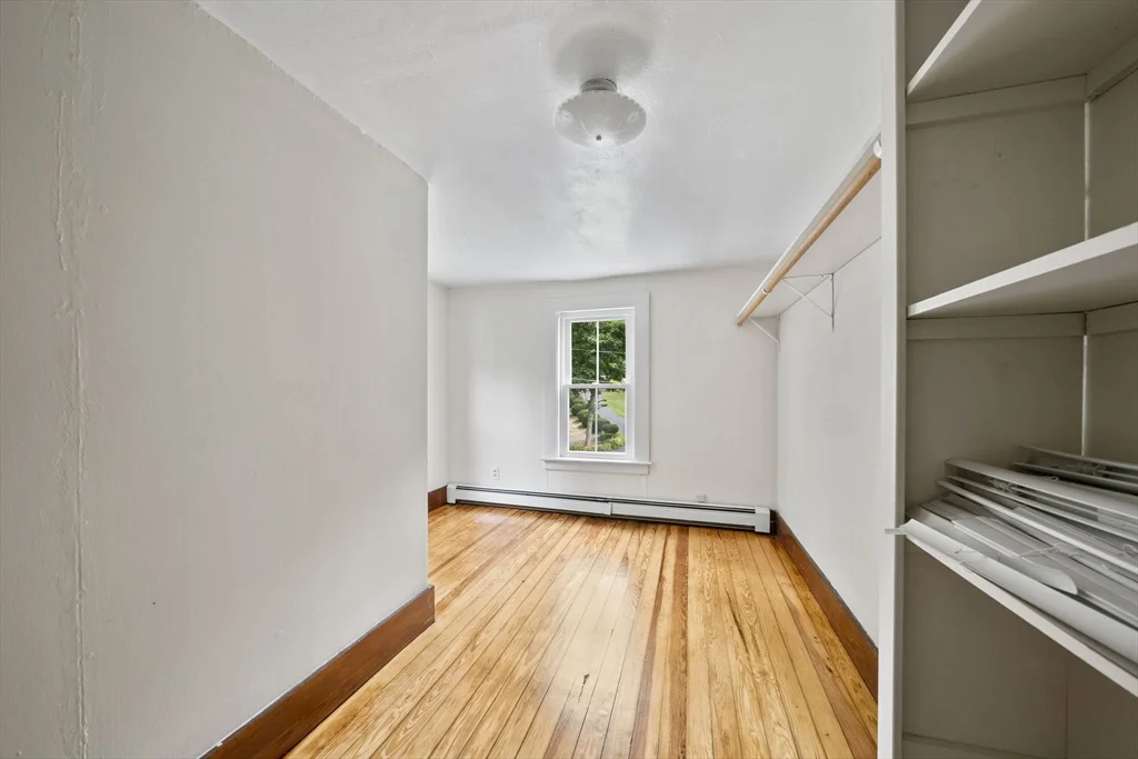 2 bed, 2 bath apartment for rent at 17 Lovers Ln, Duxbury — photo 18 of 42
