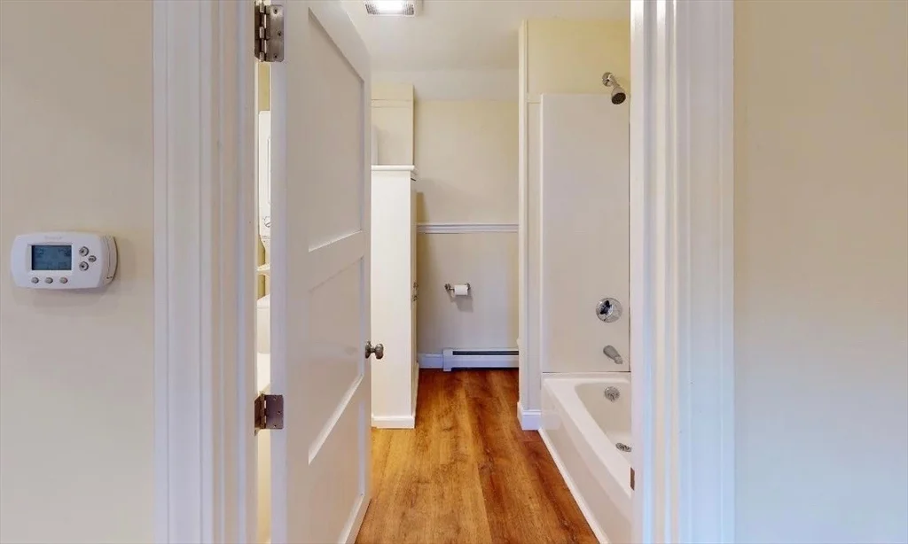 2 bed, 1 bath apartment for rent at 17 Lyndale Ave, West Gloucester — photo 17 of 20