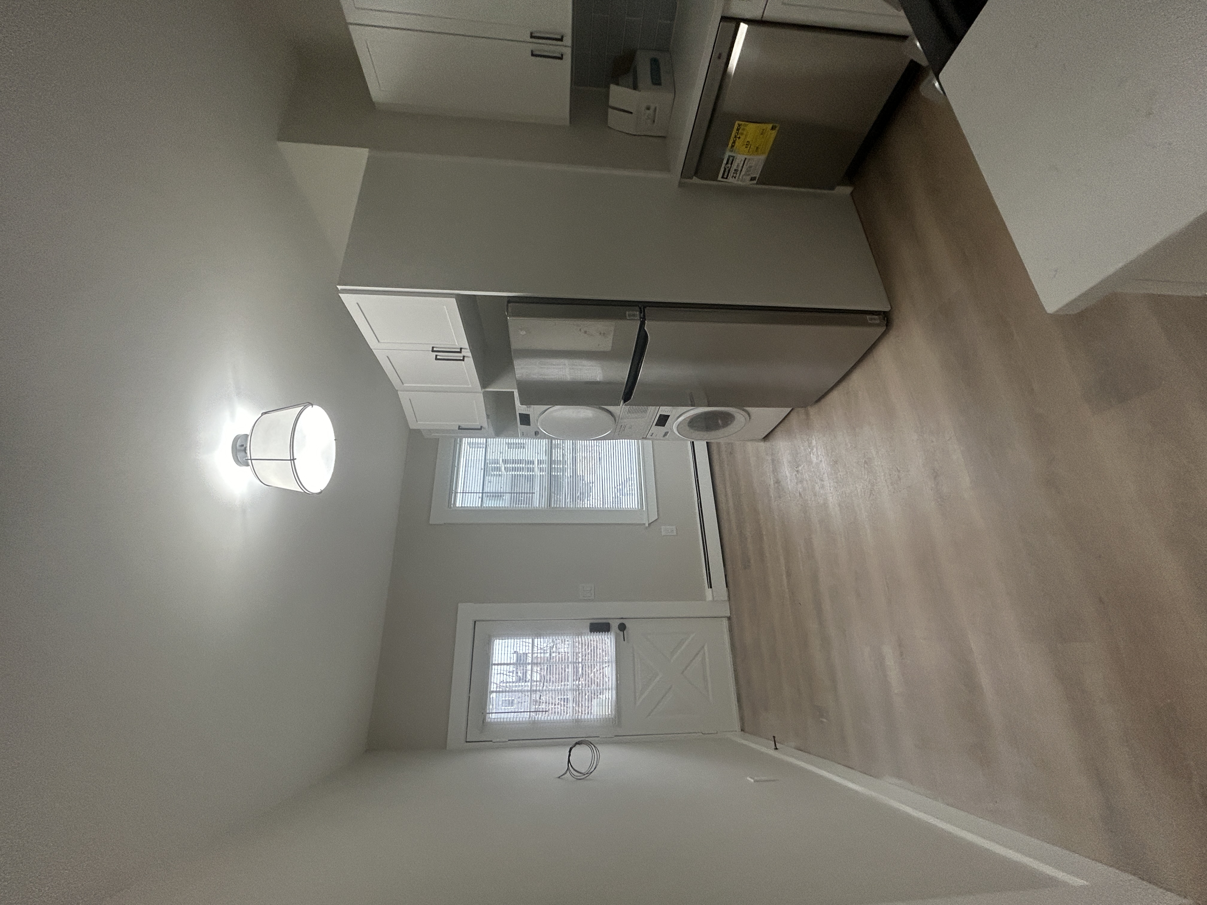 3 bed, 1 bath apartment for rent at 17 M St Unit 1, South Boston