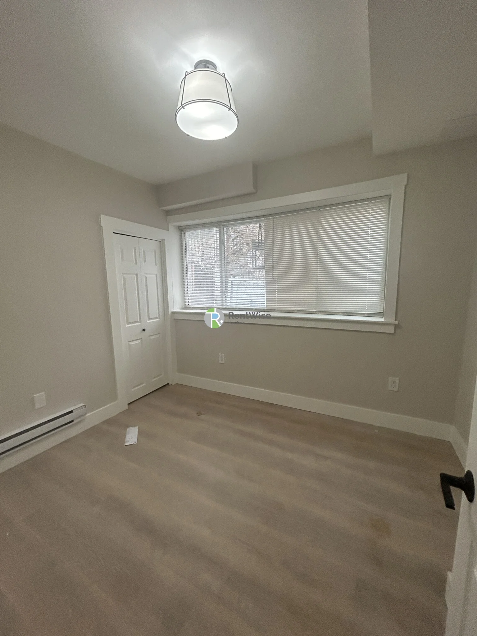 3 bed, 1 bath apartment for rent at 17 M St Unit B, South Boston — photo 11 of 26