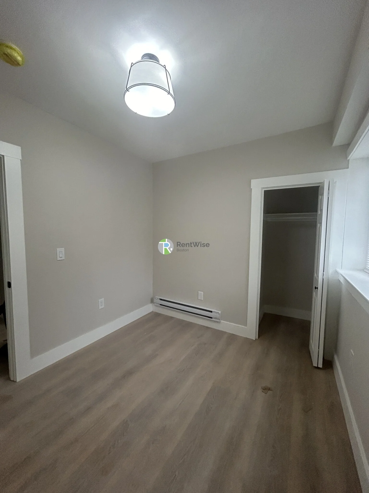 3 bed, 1 bath apartment for rent at 17 M St Unit B, South Boston — photo 12 of 26