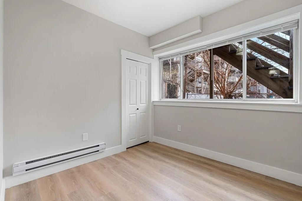 3 bed, 1 bath apartment for rent at 17 M St Unit G, South Boston — photo 10 of 25