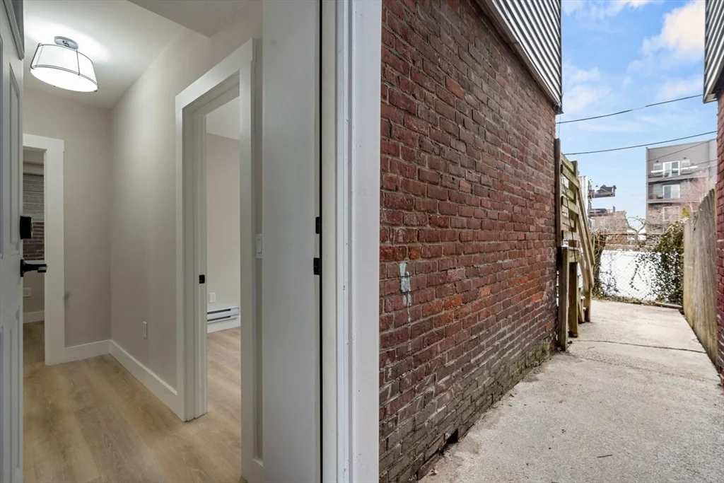 3 bed, 1 bath apartment for rent at 17 M St Unit G, South Boston — photo 18 of 25