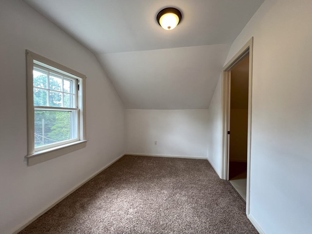 3 bed, 2 bath apartment for rent at 17 Maple St Unit 17, Auburndale — photo 14 of 22