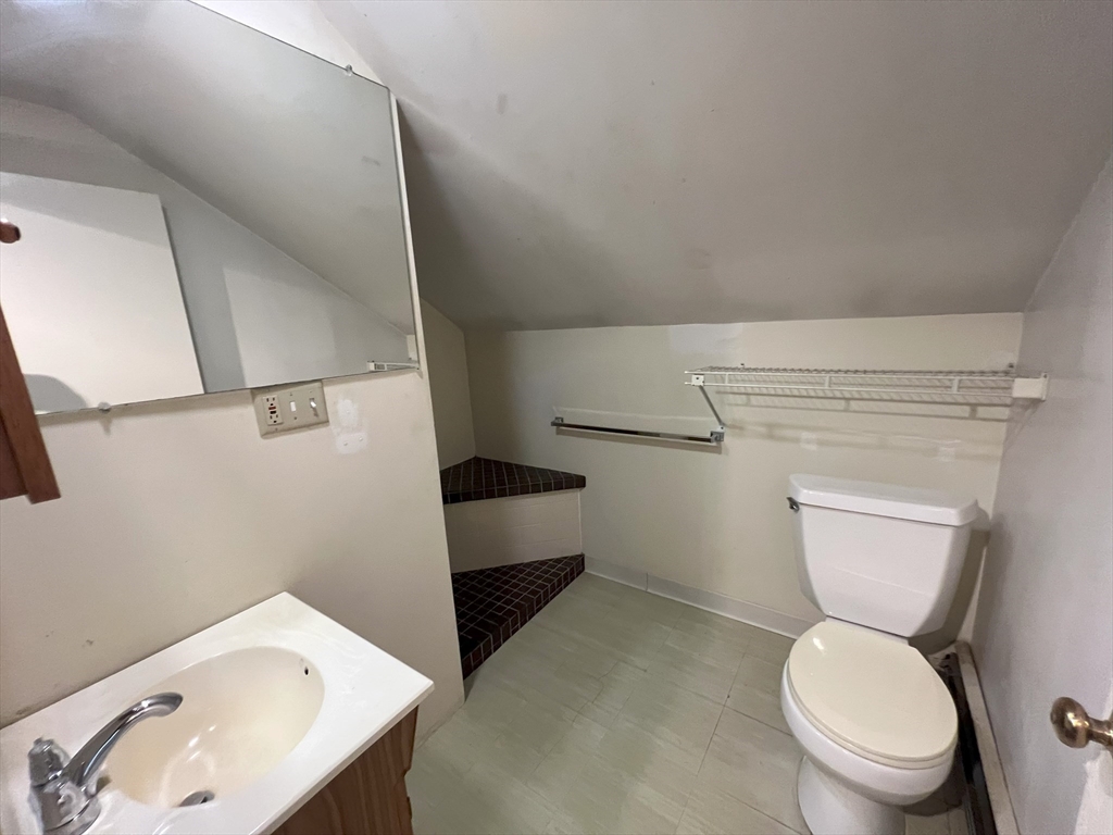 3 bed, 2 bath apartment for rent at 17 Maple St Unit 17, Auburndale — photo 18 of 22