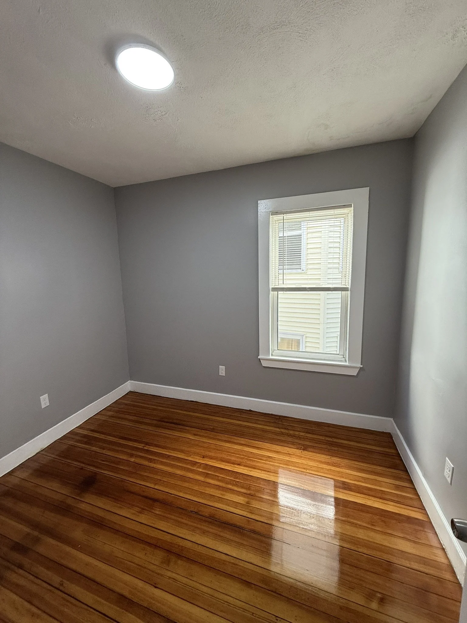 3 bed, 1 bath apartment for rent at 17 Marcy Rd Unit 2, Mattapan — photo 13 of 24