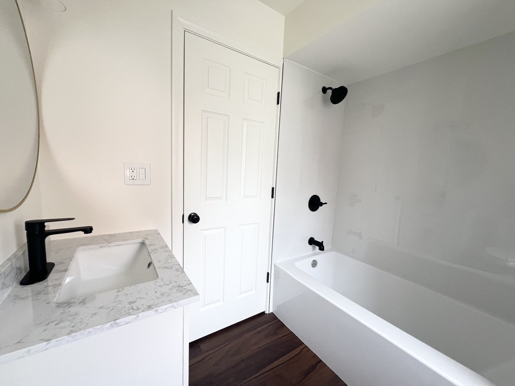 2 bed, 2 bath apartment for rent at 17 Margin St Unit 13, Lynn — photo 13 of 20