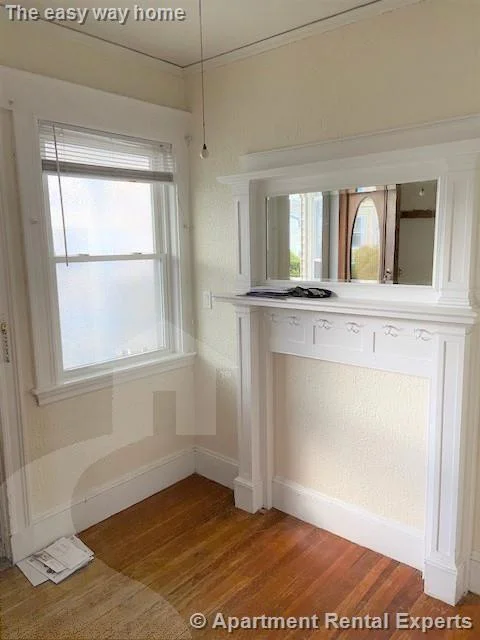 2 bed, 1 bath apartment for rent at 17 Mason St Unit 1, Teele Square — photo 11 of 15