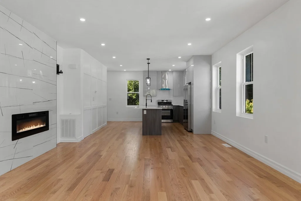 3 bed, 3 bath apartment for rent at 17 Maverick St Unit 17, Dedham — photo 6 of 36
