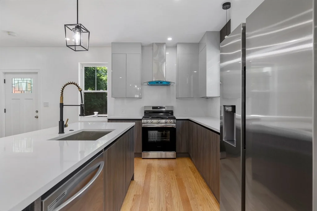 3 bed, 3 bath apartment for rent at 17 Maverick St Unit 17, Dedham — photo 10 of 36